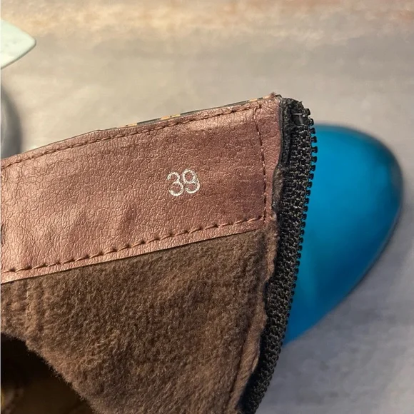 Women’s Socofy Booties - Picture 9 of 11